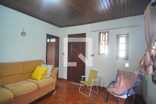 Sala  de casa à venda com 3 quartos, 120m² em Feitoria, São Leopoldo