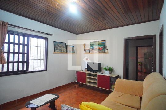 Casa à venda com 3 quartos, 120m² em Feitoria, São Leopoldo