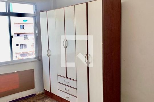 Quarto de apartamento para alugar com 2 quartos, 83m² em Inhaúma, Rio de Janeiro