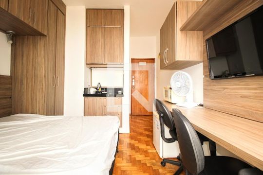 Apartamento para alugar com 1 quarto, 18m² em Santo Agostinho, Belo Horizonte
