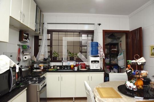Cozinha de casa à venda com 3 quartos, 127m² em Jardim Sabará, São Paulo