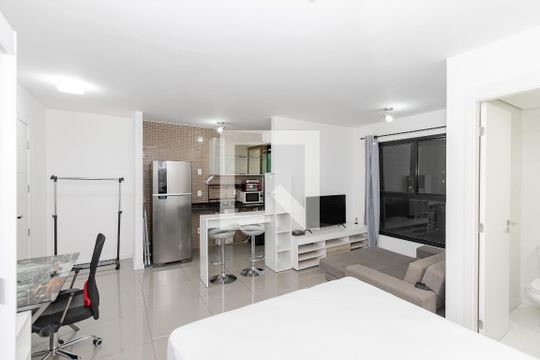 Kitnet/Studio à venda com 1 quarto, 33m² em Cidade Monções, São Paulo