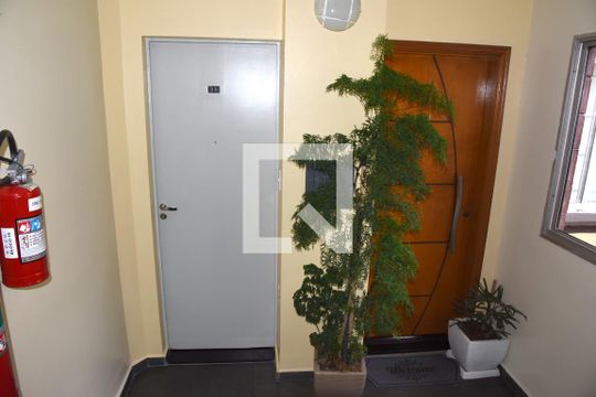 Hall de entrada de apartamento para alugar com 2 quartos, 45m² em Americanópolis, São Paulo