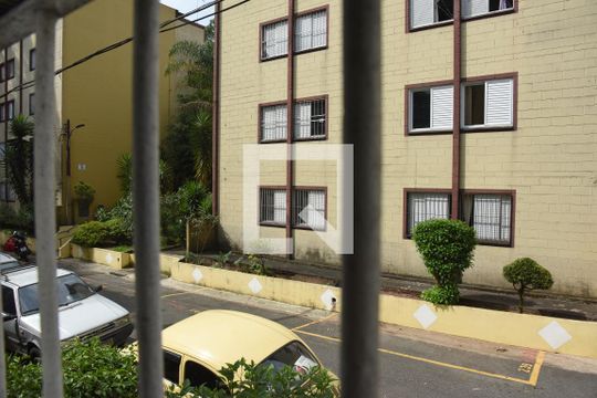 Vista do Quarto 2 de apartamento para alugar com 2 quartos, 45m² em Americanópolis, São Paulo