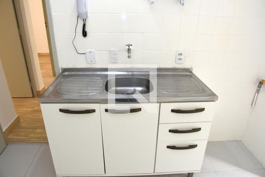 Cozinha de apartamento para alugar com 2 quartos, 45m² em Americanópolis, São Paulo