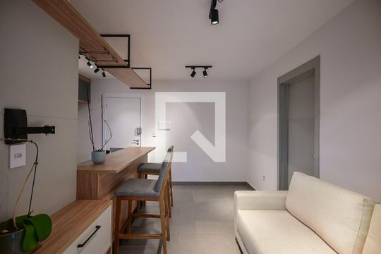 Sala/cozinha de apartamento à venda com 1 quarto, 38m² em Vila Andrade, São Paulo