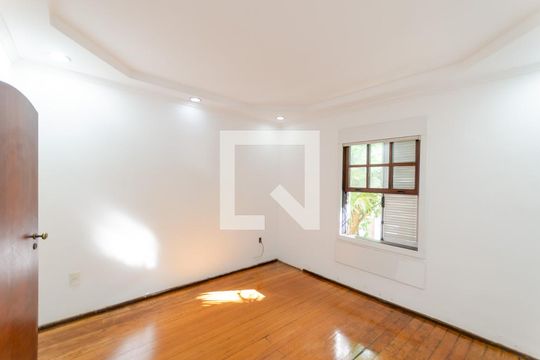 Quarto 1 de casa à venda com 6 quartos, 410m² em Vila Isabel, Rio de Janeiro