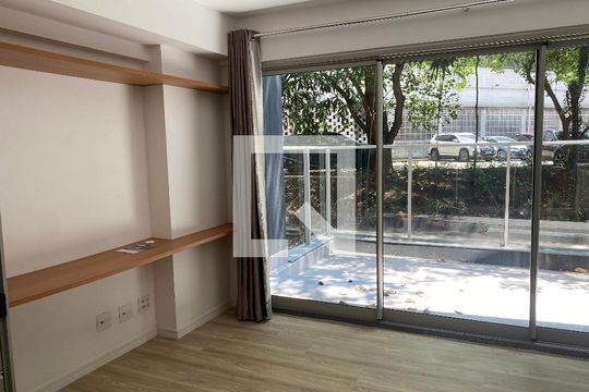 Vista da Sacada de kitnet/studio para alugar com 1 quarto, 28m² em Pinheiros, São Paulo