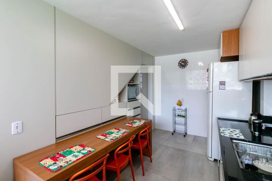 Cozinha e Área de Serviço de apartamento à venda com 5 quartos, 395m² em Lourdes, Belo Horizonte