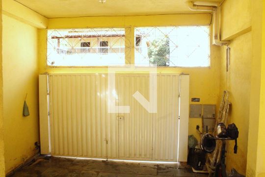 Portao de casa para alugar com 2 quartos, 55m² em Bom Jesus, Contagem