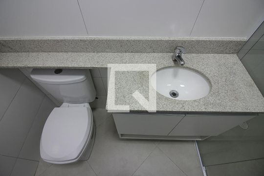 Banheiro Social de apartamento para alugar com 1 quarto, 38m² em Vila Planalto, São Bernardo do Campo