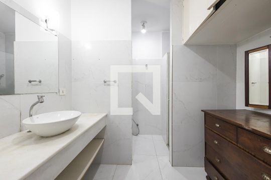 Banheiro da Suíte de apartamento para alugar com 3 quartos, 170m² em Jardim Paulista, São Paulo
