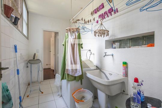 Área de Serviço de apartamento para alugar com 3 quartos, 170m² em Jardim Paulista, São Paulo