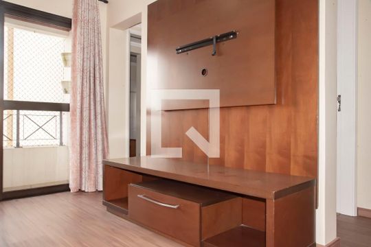 Sala de apartamento para alugar com 3 quartos, 83m² em Saúde, São Paulo