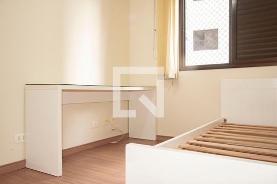 Quarto 1 de apartamento para alugar com 3 quartos, 83m² em Saúde, São Paulo
