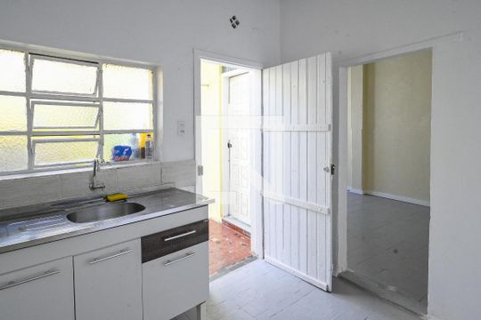 Cozinha de casa para alugar com 1 quarto, 45m² em Sacomã, São Paulo