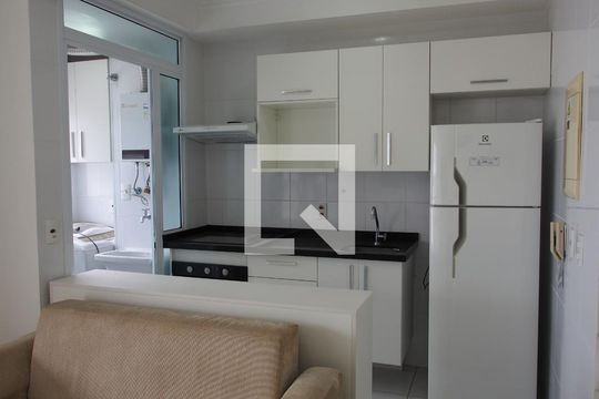 Sala de kitnet/studio para alugar com 1 quarto, 43m² em Vila Arens, Jundiaí