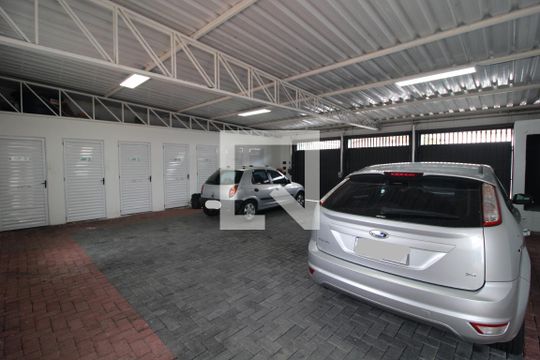 Garagem de casa à venda com 1 quarto, 35m² em Jardim Satelite, 