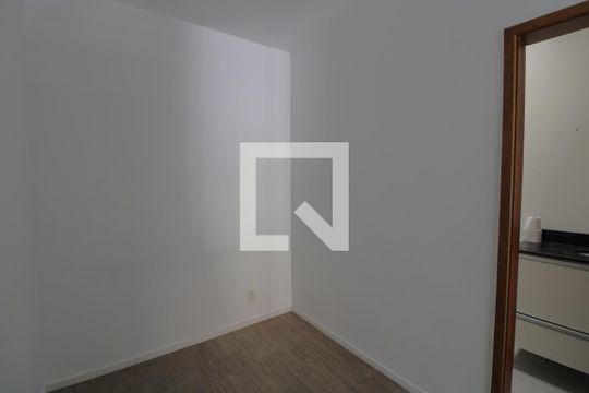 Quarto de casa à venda com 1 quarto, 34m² em Jardim Satelite, São Paulo