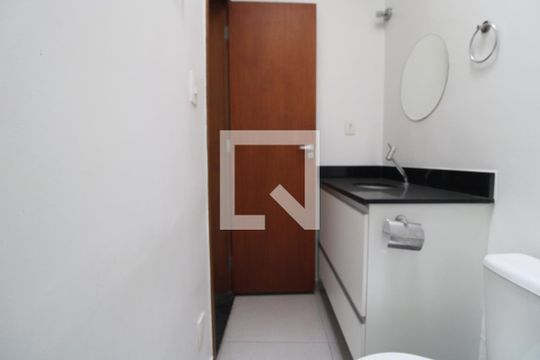 Banheiro de casa à venda com 1 quarto, 37m² em Jardim Satelite, São Paulo