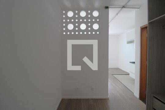 Quarto de casa à venda com 1 quarto, 37m² em Jardim Satelite, São Paulo