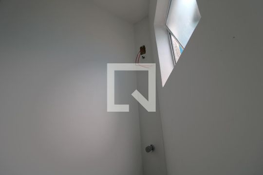 Área do chuveiro de casa à venda com 1 quarto, 29m² em Jardim Satelite, 