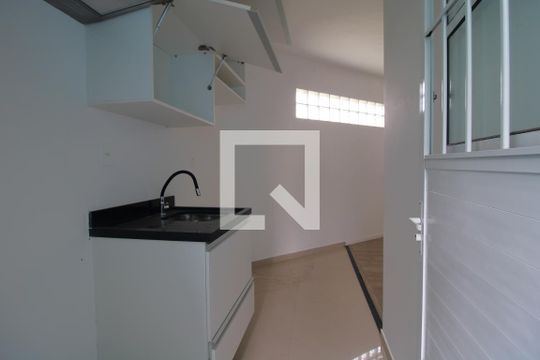 Cozinha de casa à venda com 1 quarto, 29m² em Jardim Satelite, 