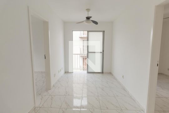 Sala de apartamento à venda com 3 quartos, 50m² em Vila Amália (zona Norte), São Paulo