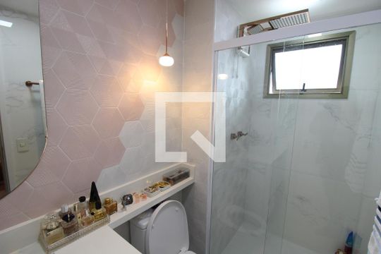 Suite 1 - Banheiro de apartamento à venda com 3 quartos, 108m² em Santa Teresinha, São Paulo