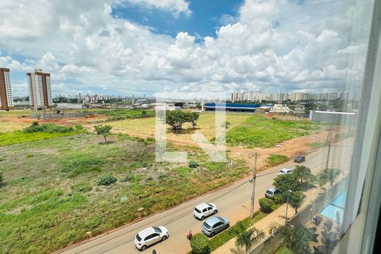 Vista da Sacada de apartamento para alugar com 2 quartos, 46m² em Parque Oeste Industrial, Goiânia
