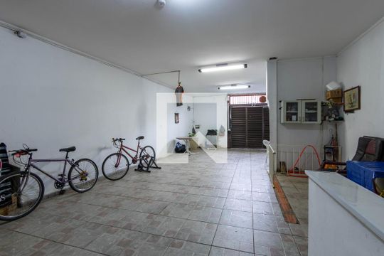 Área comum de casa para alugar com 2 quartos, 532m² em Vila Santa Clara, São Paulo