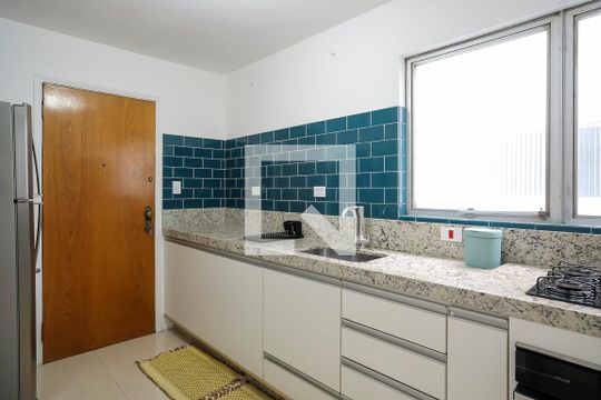 Cozinha de apartamento para alugar com 3 quartos, 85m² em Santa Paula, São Caetano do Sul