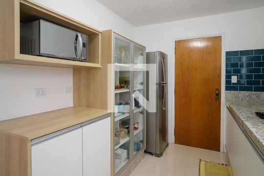 Cozinha de apartamento para alugar com 3 quartos, 85m² em Santa Paula, São Caetano do Sul