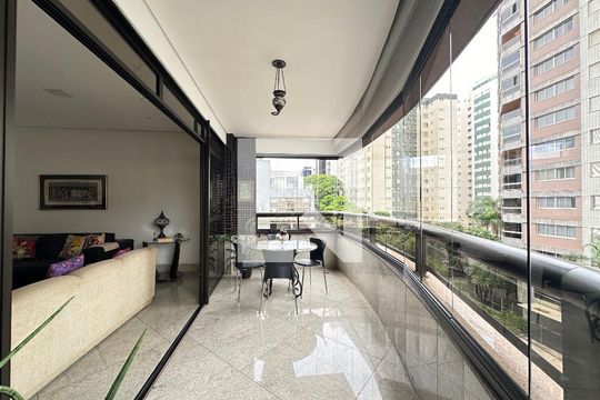 Varanda da Sala de apartamento à venda com 4 quartos, 210m² em Funcionários, Belo Horizonte
