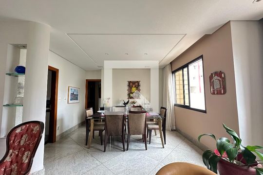 Sala de apartamento à venda com 4 quartos, 210m² em Funcionários, Belo Horizonte
