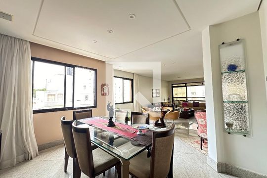Sala de apartamento à venda com 4 quartos, 210m² em Funcionários, Belo Horizonte