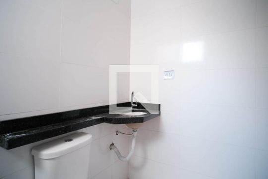 Banheiro Social de apartamento à venda com 2 quartos, 56m² em Cidade Patriarca, São Paulo