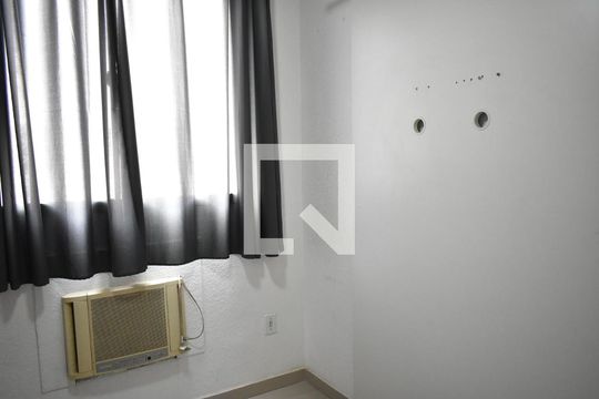 Quarto 2 de apartamento para alugar com 2 quartos, 43m² em Campo Grande, Rio de Janeiro