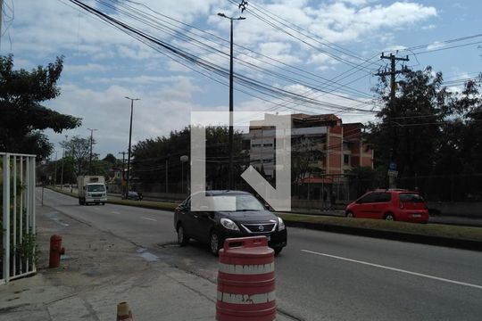 Vista da Rua de apartamento para alugar com 2 quartos, 43m² em Campo Grande, Rio de Janeiro
