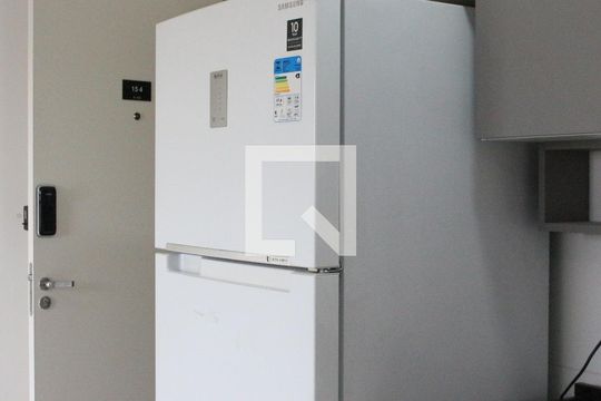 Cozinha de kitnet/studio para alugar com 1 quarto, 28m² em Vila Dom Pedro Ii, São Paulo