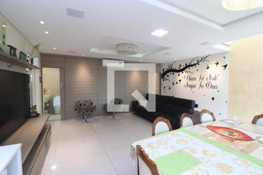 Sala de TV de casa à venda com 6 quartos, 1000m² em Vila Moreira, São Paulo