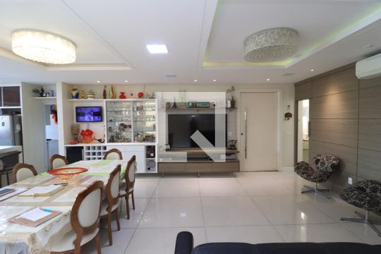 Sala de TV de casa à venda com 6 quartos, 1000m² em Vila Moreira, São Paulo