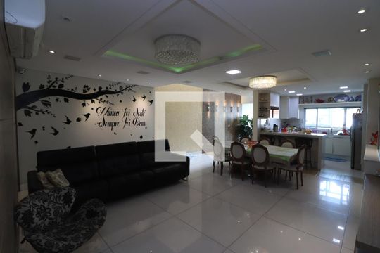 Sala de TV de casa à venda com 6 quartos, 1000m² em Vila Moreira, São Paulo
