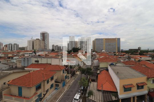 Vista de casa à venda com 6 quartos, 1000m² em Vila Moreira, São Paulo