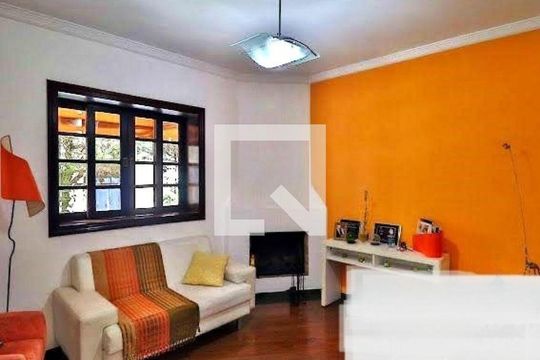 Casa à venda com 4 quartos, 570m² em Vila Inah, São Paulo