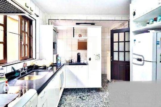 Casa à venda com 4 quartos, 570m² em Vila Inah, São Paulo