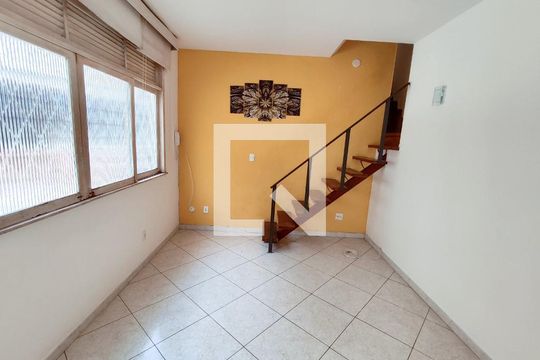 Casa de Condomínio para alugar com 3 quartos, 75m² em Méier, Rio de Janeiro