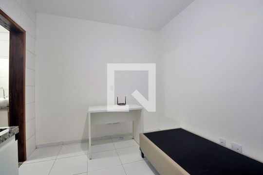 Quarto de kitnet/studio para alugar com 1 quarto, 15m² em Vila Sao Pedro, Santo André