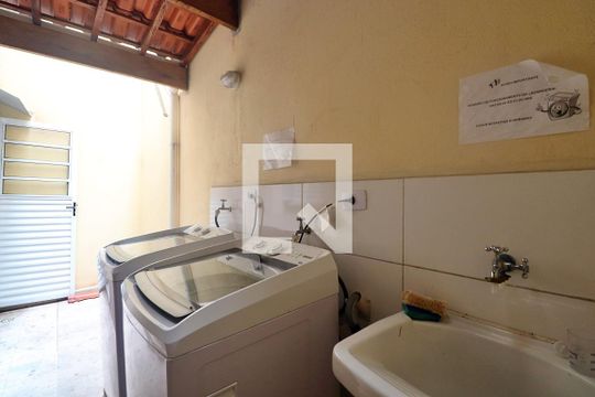 Lavanderia de kitnet/studio para alugar com 1 quarto, 15m² em Vila Sao Pedro, Santo André