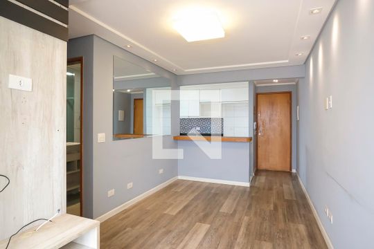 Sala de apartamento para alugar com 2 quartos, 48m² em Santa Maria, São Caetano do Sul